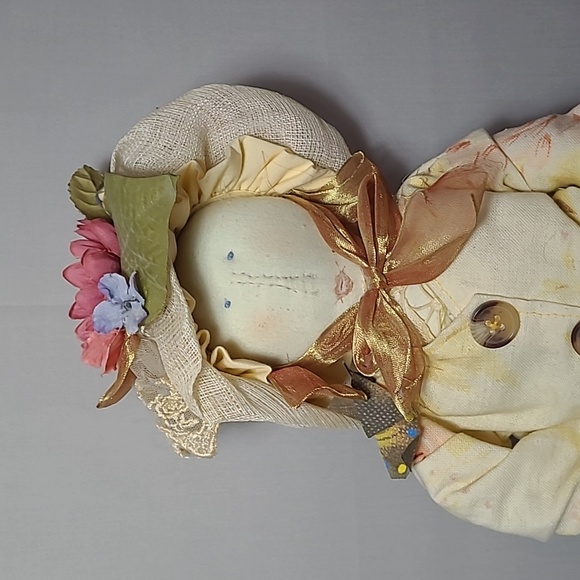 Carmen Manago Handmade Gardening Doll - Picture 2 of 13